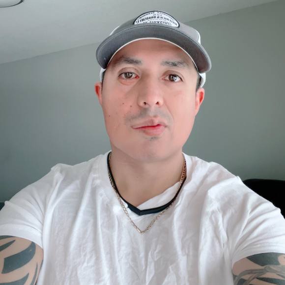 Poshmark profile picture for @enrique79
